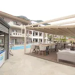 Aparthotel Ntinas Filoxenia &