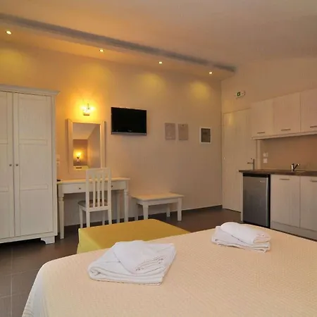 Hotel apartamentowy Ntinas Filoxenia & 4*