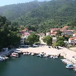 Aparthotel Ntinas Filoxenia &