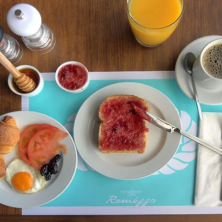 Ntinas Filoxenia & سكالا بوتامياس