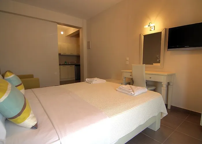 Aparthotel Ntinas Filoxenia &